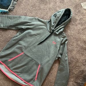 Underarmour hoodie